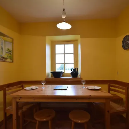 Beautiful With Courtyard In Holiday home *