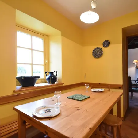 Beautiful With Courtyard In Holiday home *